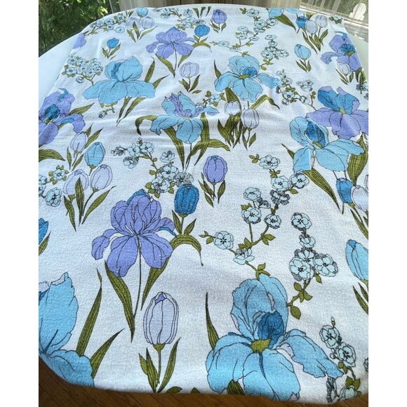 Vintage 70s flannel top/flat sheet, blue purple iris, double/full size bed - Picture 4 of 10